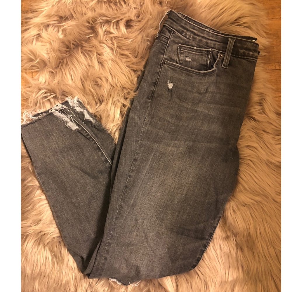 Highrise Skinny Destressed Jeans